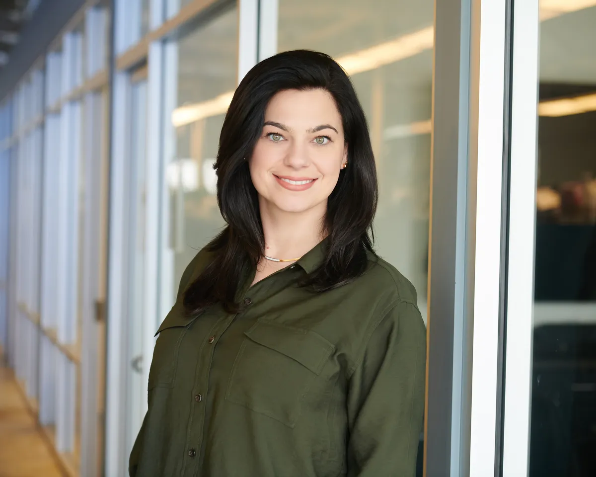 Professional corporate headshot by Kemp Photography