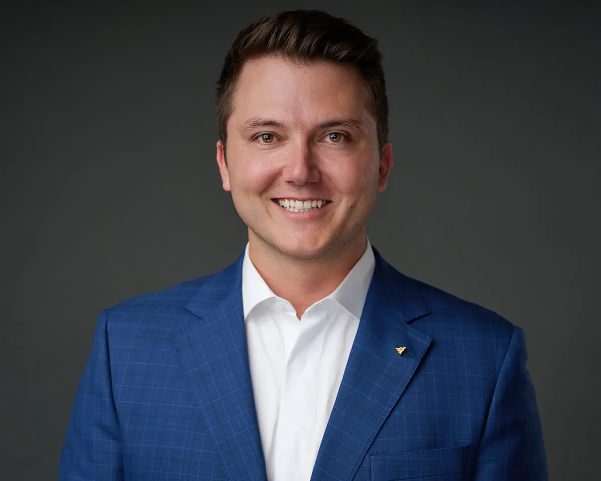 Professional corporate headshot by Kemp Photography