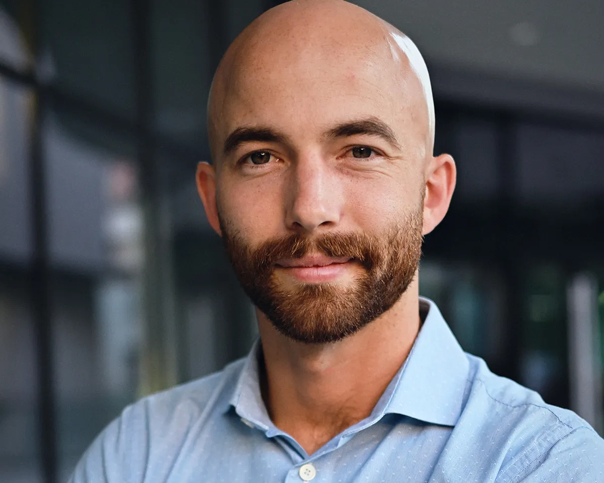 Professional corporate headshot by Kemp Photography