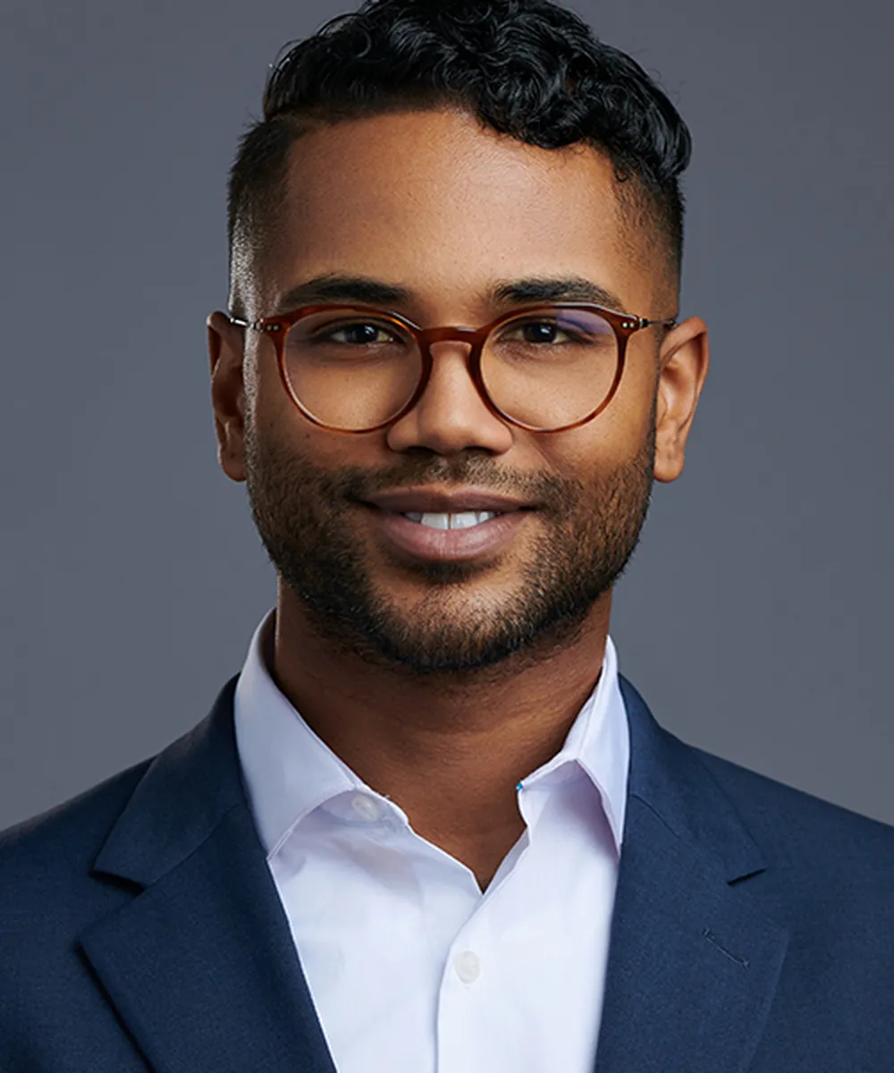 Professional corporate headshot by Kemp Photography