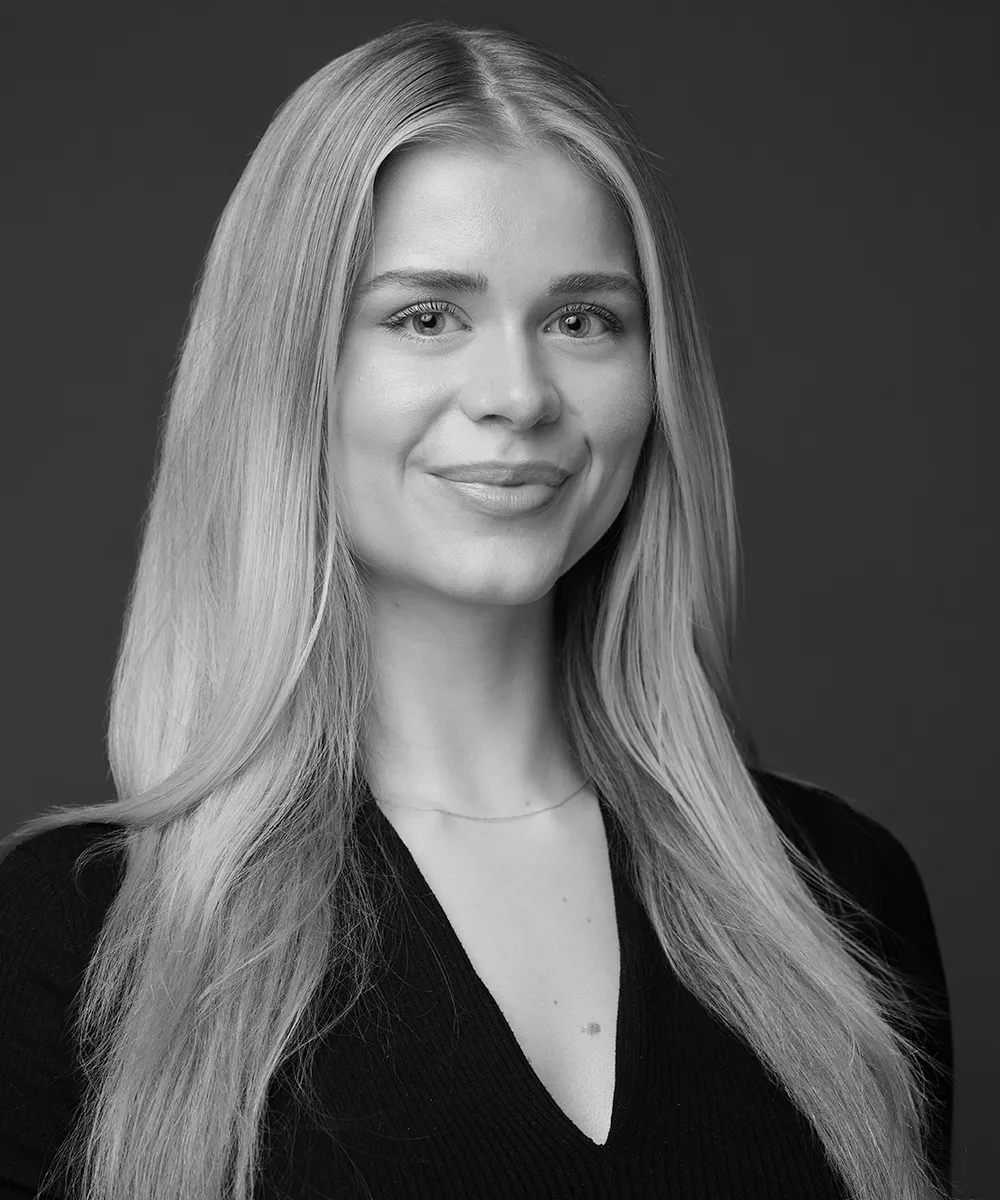 Professional corporate headshot by Kemp Photography
