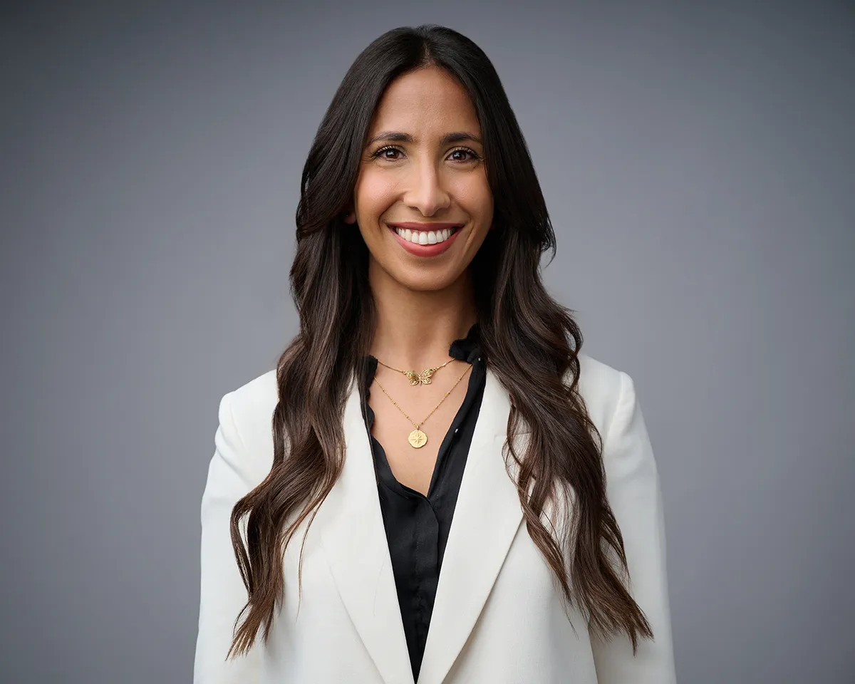 Professional corporate headshot by Kemp Photography